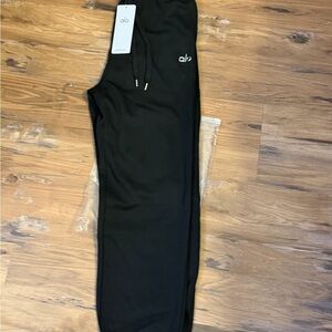 ALO Yoga Black Ankle Pants